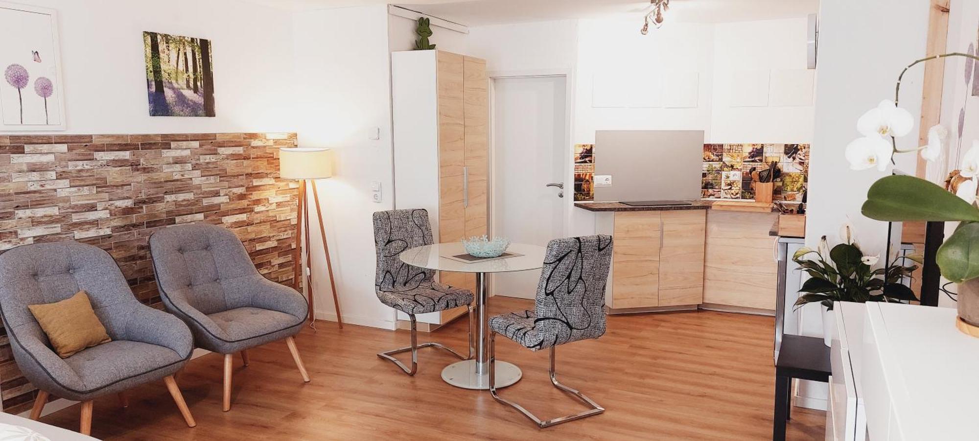 Modernes Souterrain Apartment Black Forest Mit Separatem Eingang Und Kfz-Stellplatz Bad Dürrheim Eksteriør billede